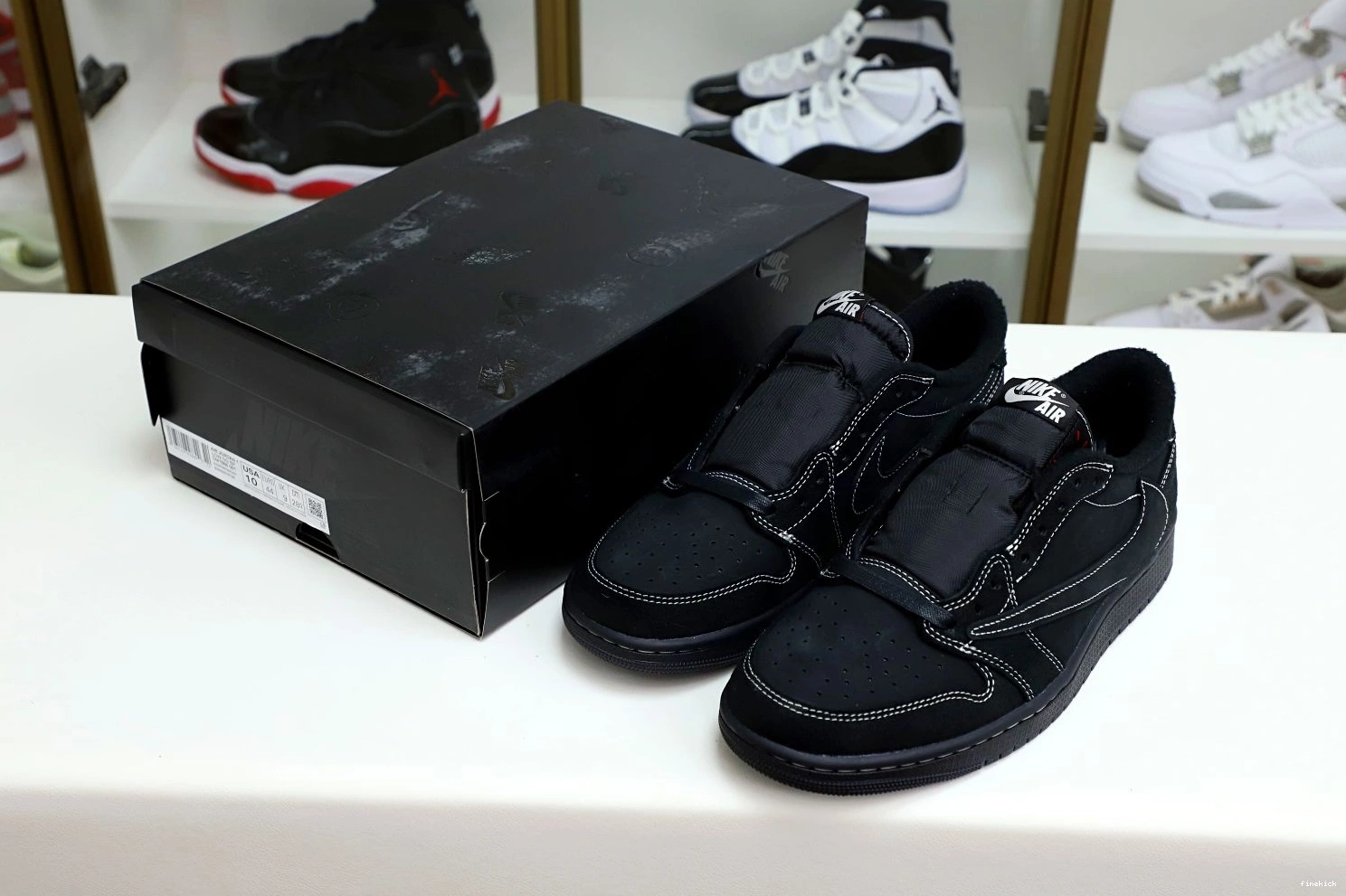 X NIKE SCOTT OG PHANTOM” 1 AIR “BLACK JORDAN LOW TRAVIS 0309